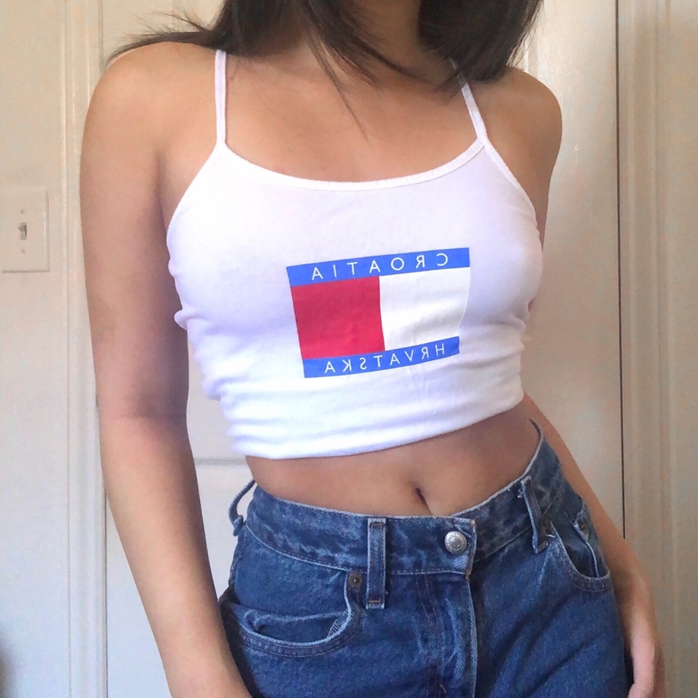 Graphic Crop Top Croatia